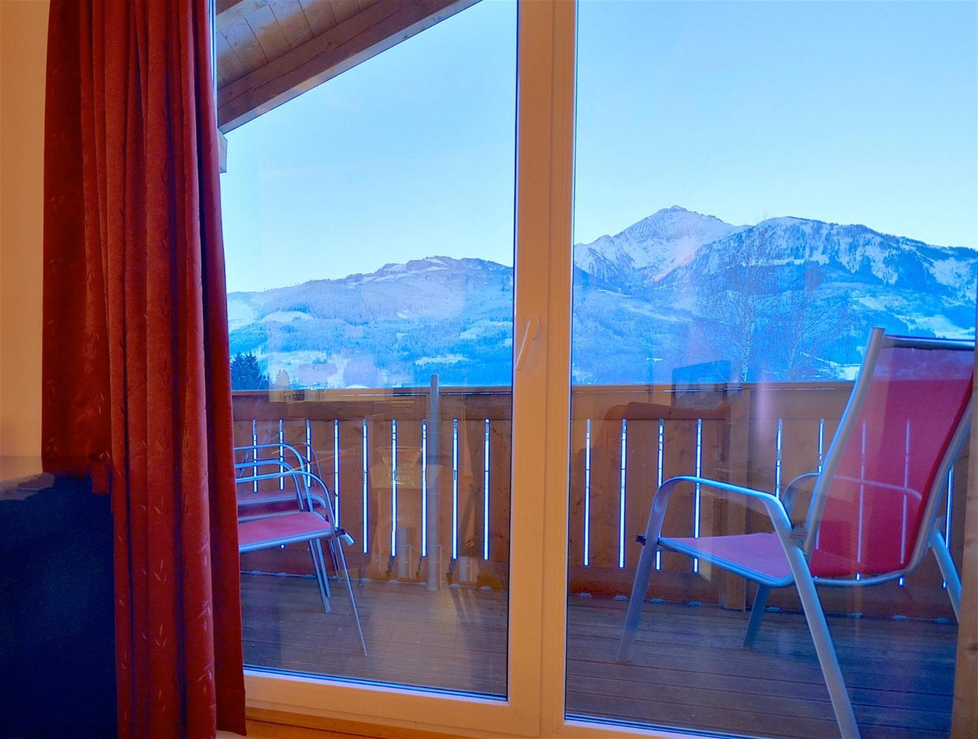 Apt Mountain View By - Alpen Apartments Zell am See Esterno foto